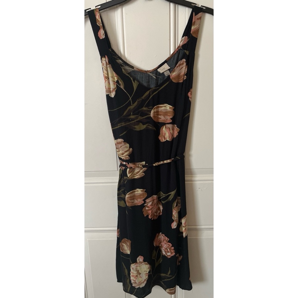 A New Day Large Sleeveless Black w/ Mauve Pink & Gold Floral Belted Mini Dress. - Picture 4 of 11